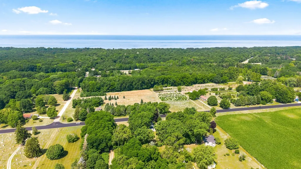2313 68th Street Ganges Township MI 49408
