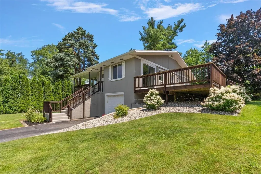 15004 Riley Street Park Township MI 49424