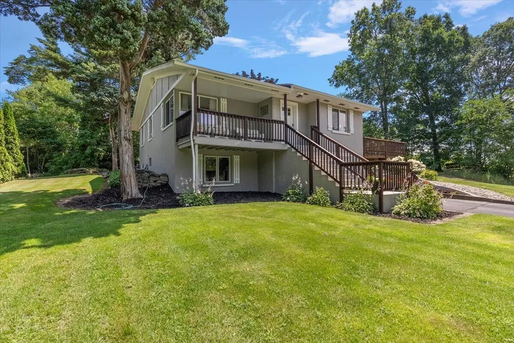 15004 Riley Street Park Township MI 49424