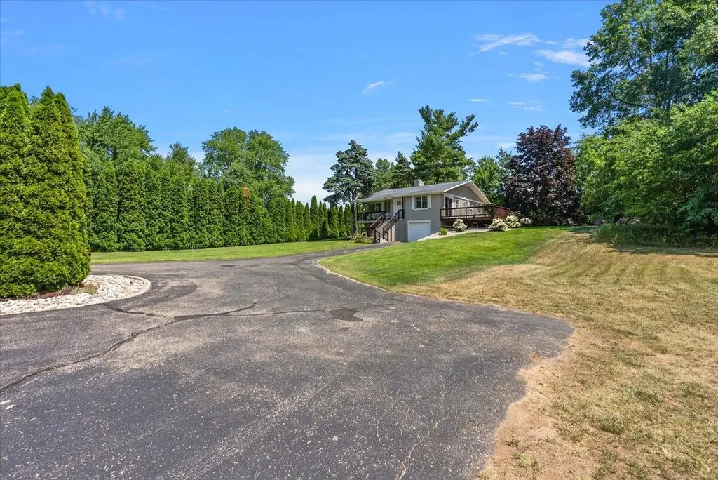 15004 Riley Street Park Township MI 49424