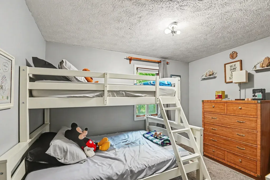 244 N 160th Avenue Park Township MI 49424
