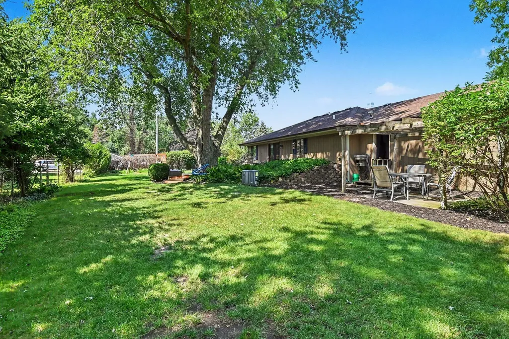 244 N 160th Avenue Park Township MI 49424