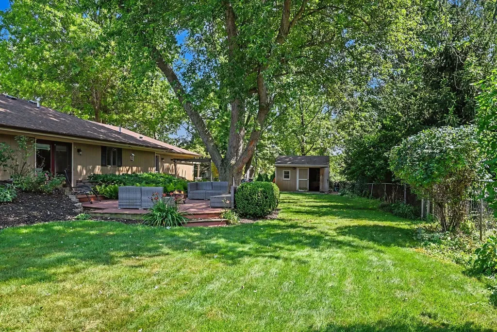244 N 160th Avenue Park Township MI 49424