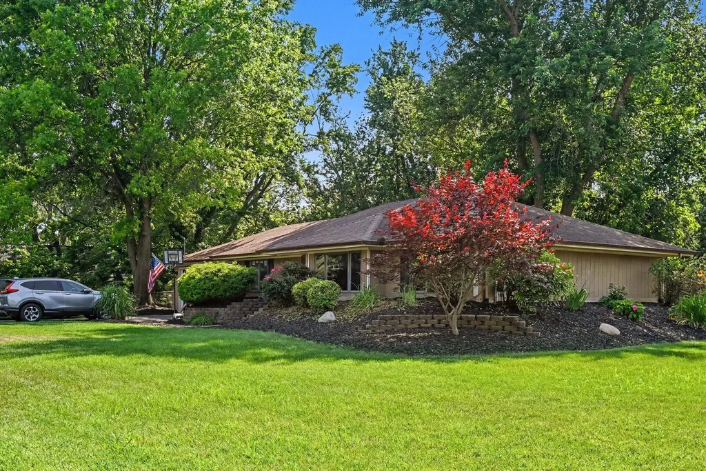 244 N 160th Avenue Park Township MI 49424