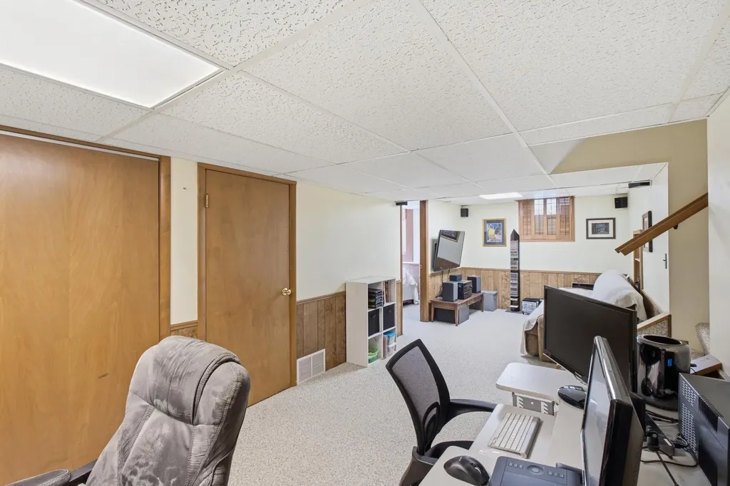 1076 Lancelot Drive Laketon Township MI 49445