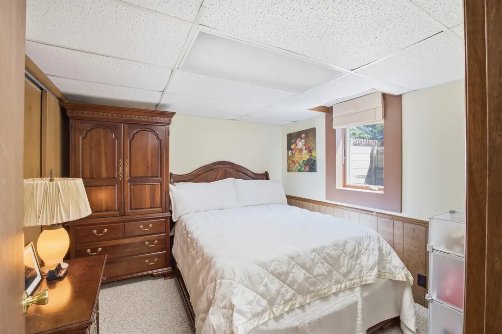 1076 Lancelot Drive Laketon Township MI 49445