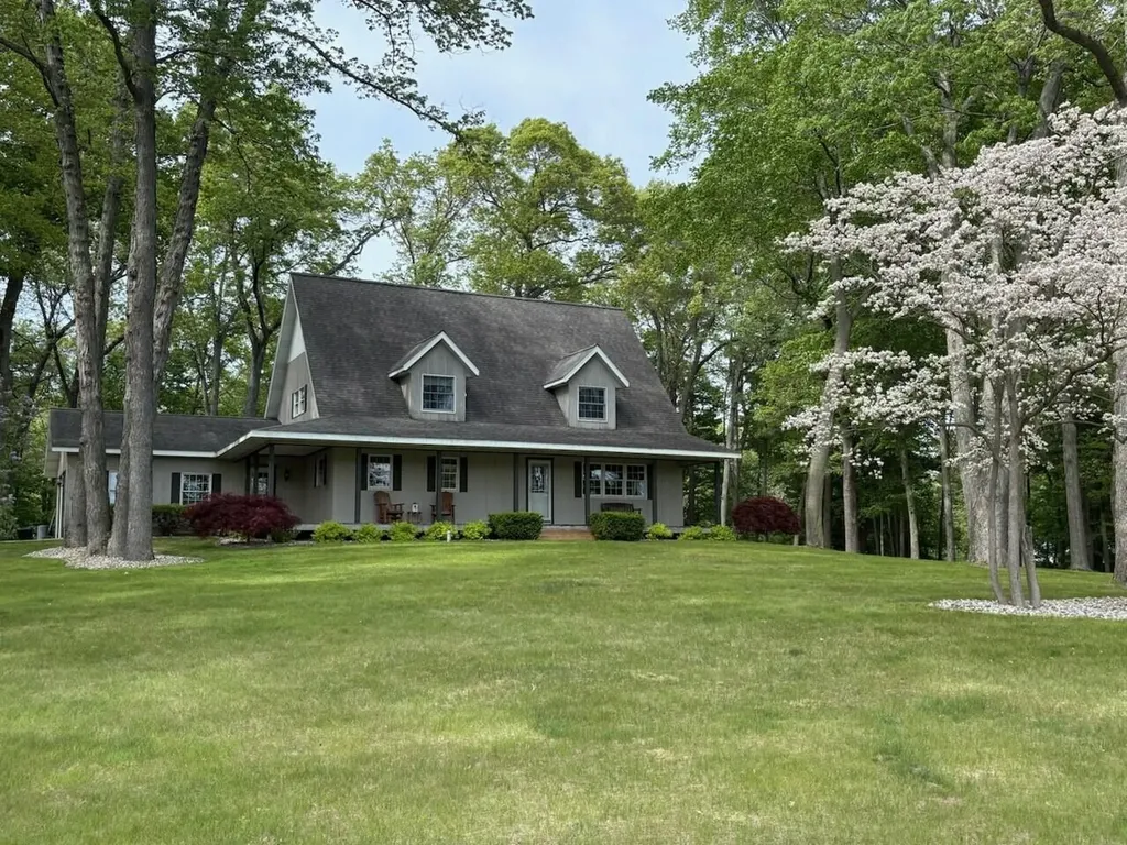 4300 Fruitvale Road Montague Township MI 49437