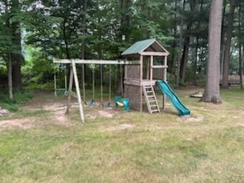 4300 Fruitvale Road Montague Township MI 49437
