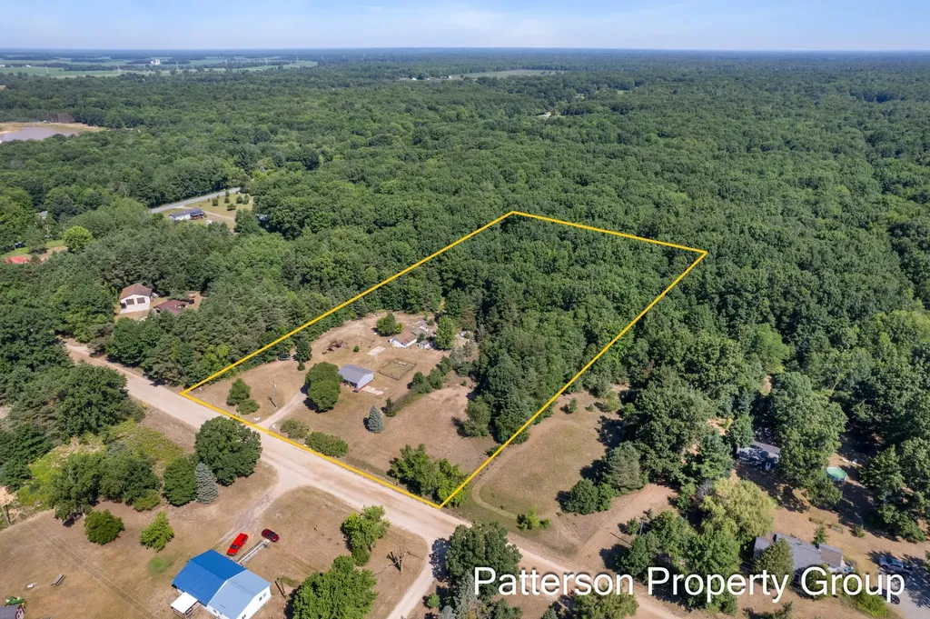 11322 Hall Road Moorland Township MI 49451