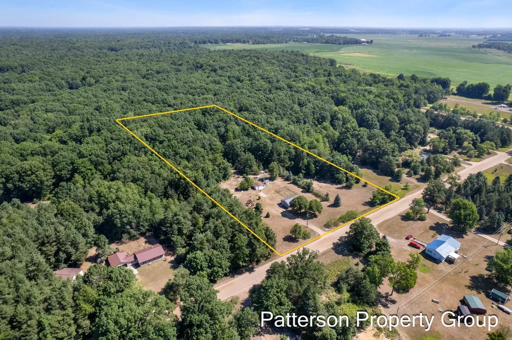 11322 Hall Road Moorland Township MI 49451