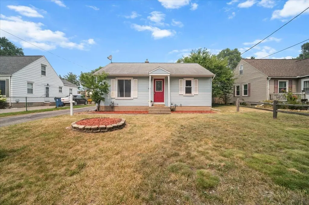 939 Canterbury Street SW Wyoming City MI 49509