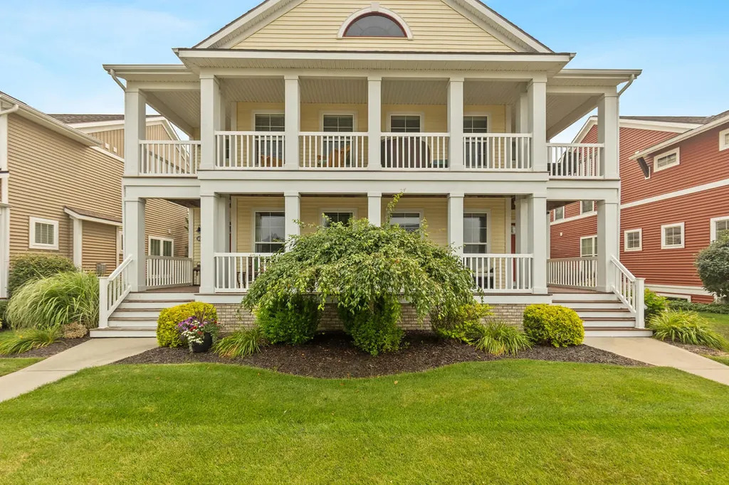 4668 Macatawa Legends Boulevard Holland Charter Township MI 49424