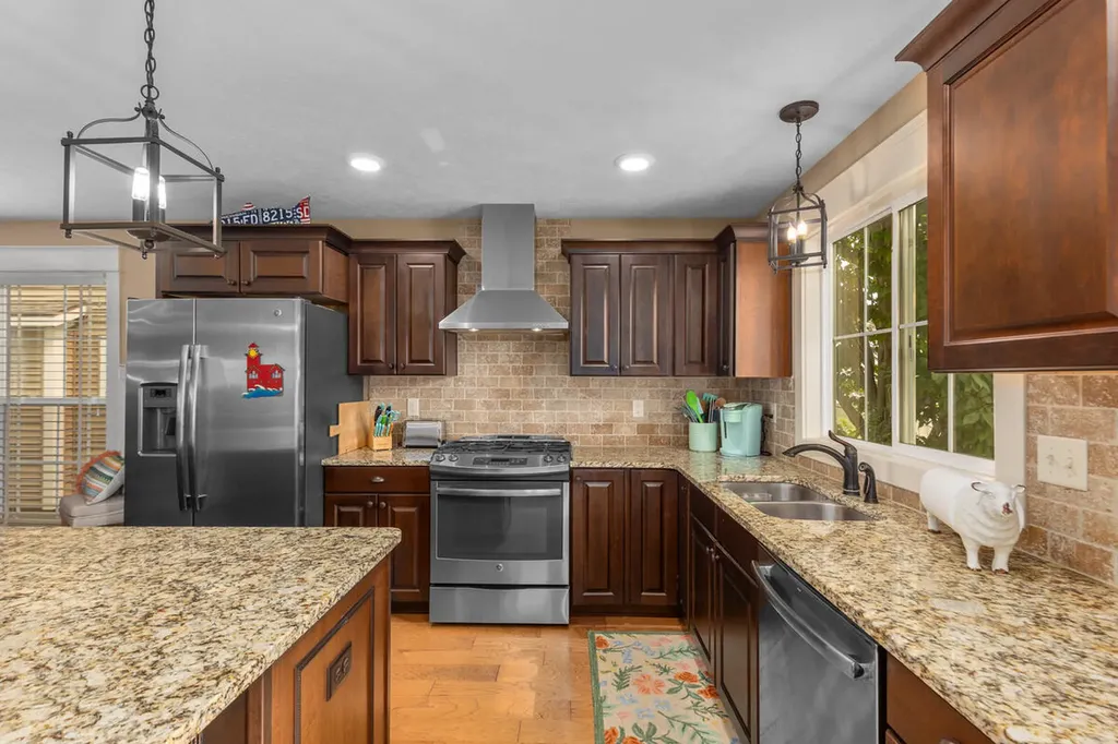 4668 Macatawa Legends Boulevard Holland Charter Township MI 49424