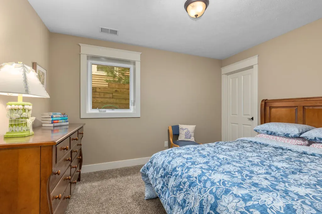 4668 Macatawa Legends Boulevard Holland Charter Township MI 49424