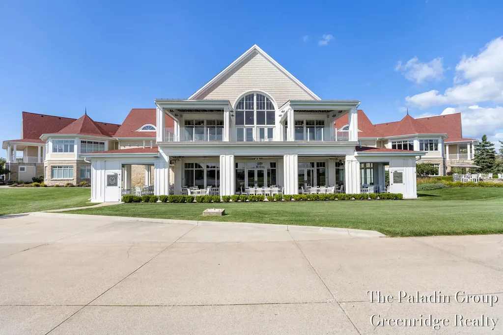 4668 Macatawa Legends Boulevard Holland Charter Township MI 49424
