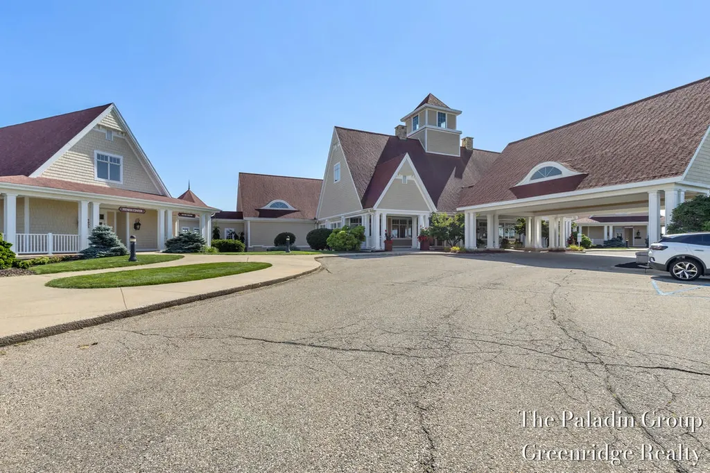 4668 Macatawa Legends Boulevard Holland Charter Township MI 49424