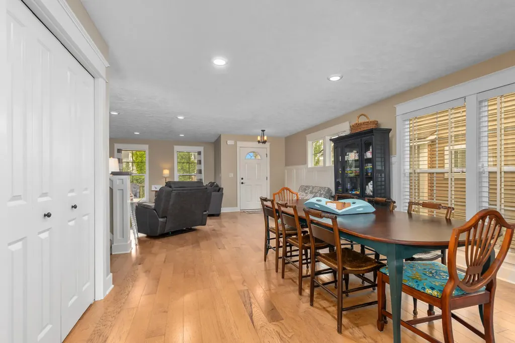 4668 Macatawa Legends Boulevard Holland Charter Township MI 49424