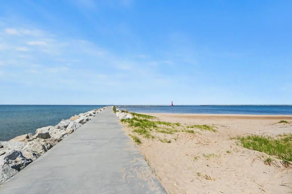1675 Nelson Street Muskegon City MI 49441