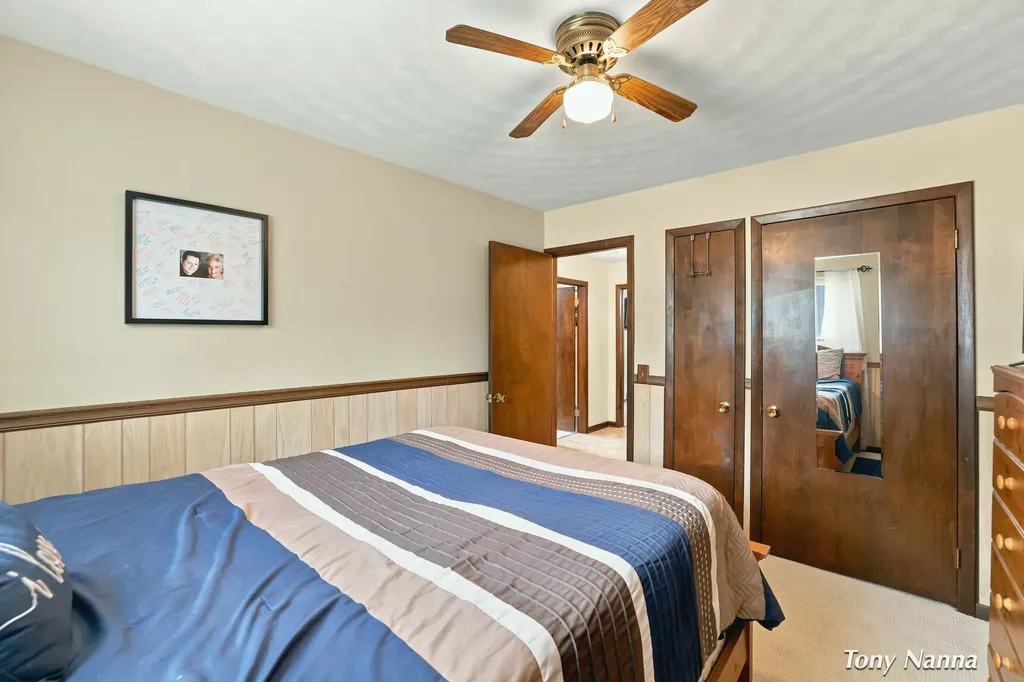2467 Briar Avenue Fruitport Charter Township MI 49444