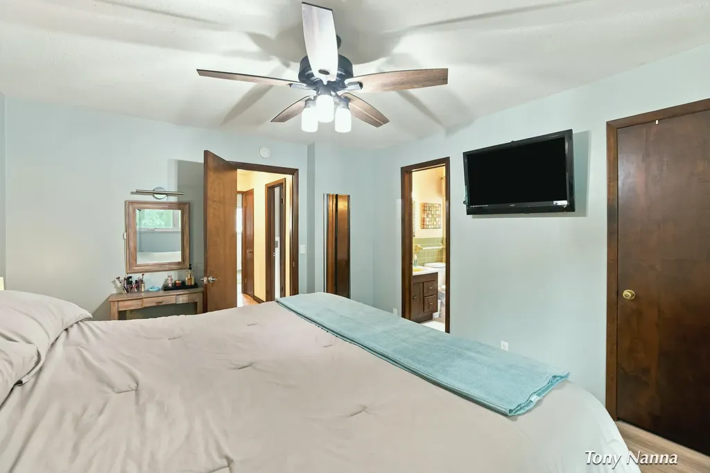 2467 Briar Avenue Fruitport Charter Township MI 49444