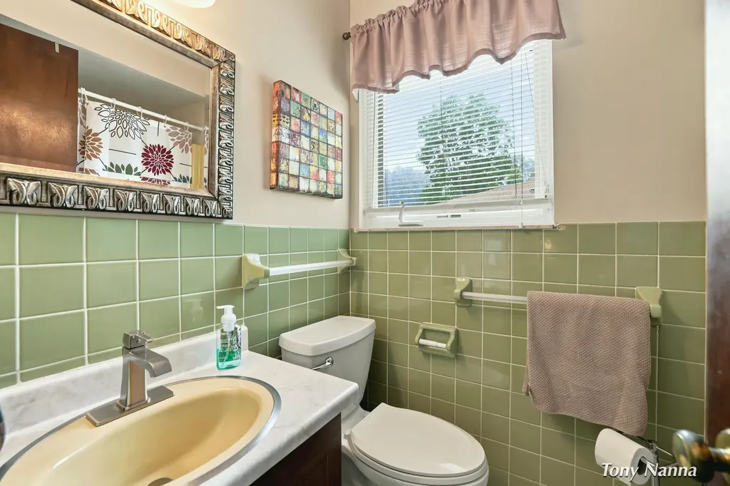 2467 Briar Avenue Fruitport Charter Township MI 49444