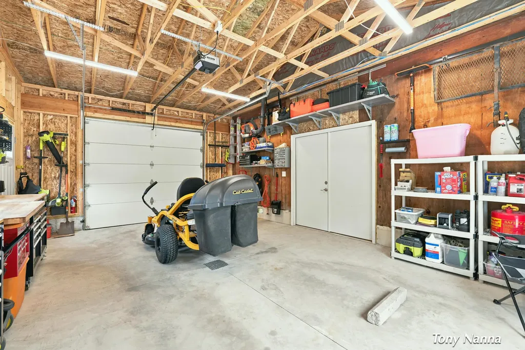 2467 Briar Avenue Fruitport Charter Township MI 49444