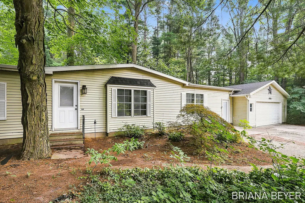 70354 16th Avenue South Haven Charter Township MI 49090