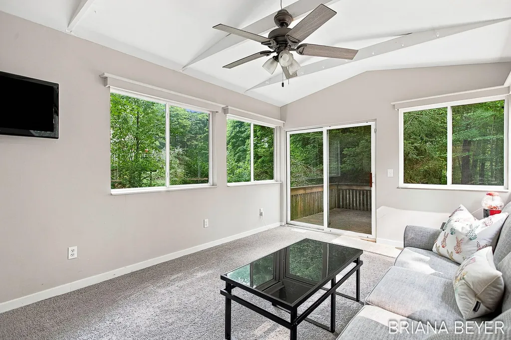 70354 16th Avenue South Haven Charter Township MI 49090
