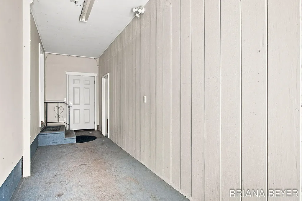 70354 16th Avenue South Haven Charter Township MI 49090