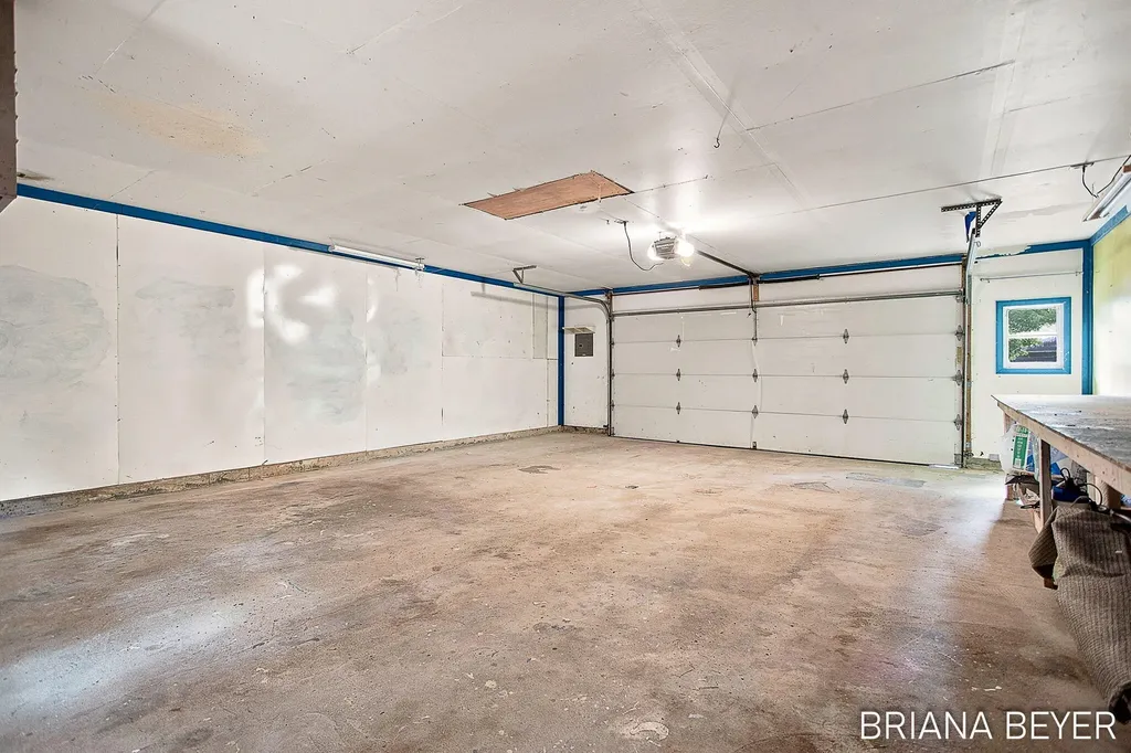 70354 16th Avenue South Haven Charter Township MI 49090