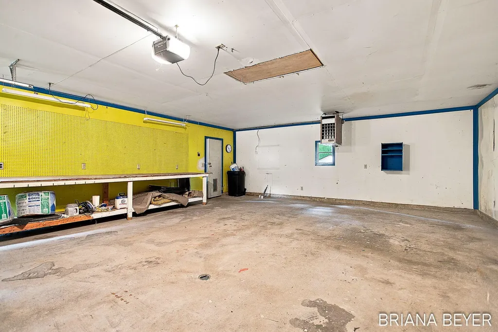 70354 16th Avenue South Haven Charter Township MI 49090