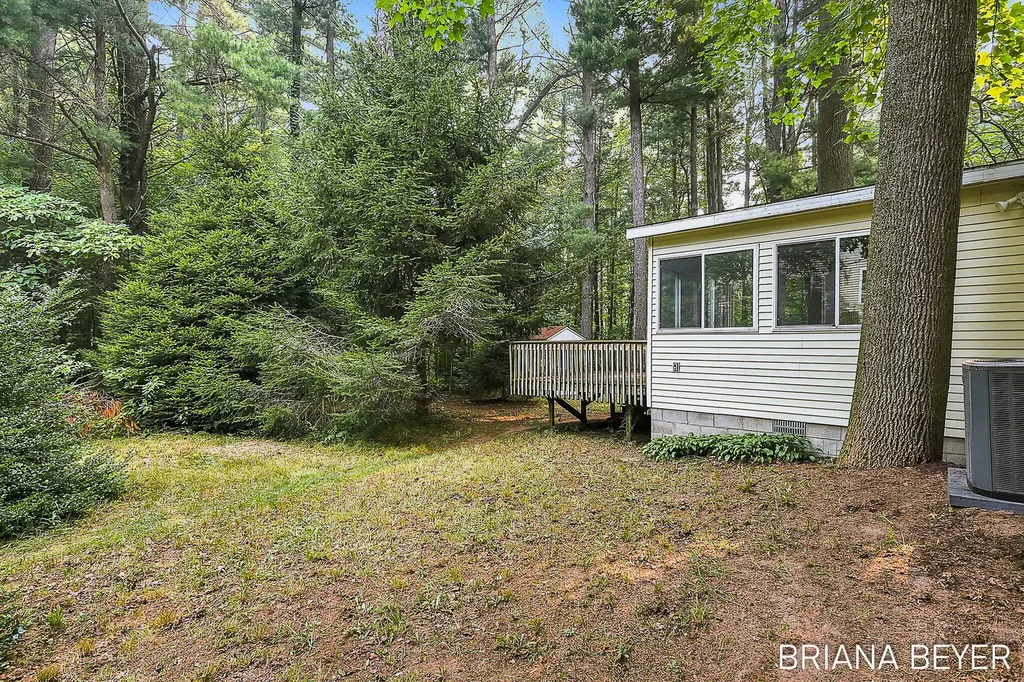 70354 16th Avenue South Haven Charter Township MI 49090