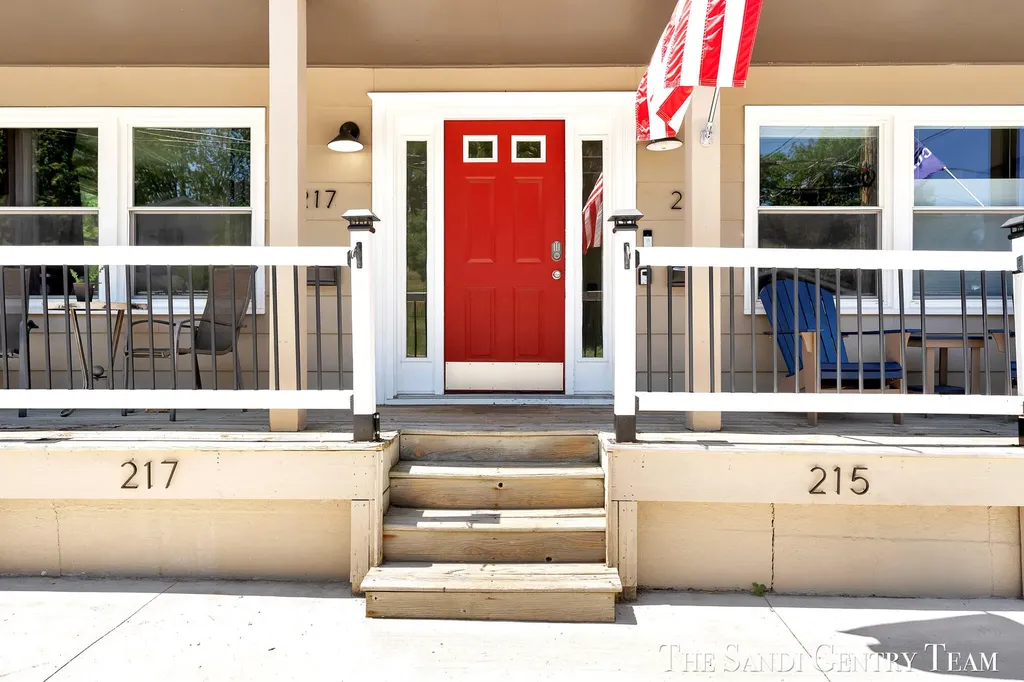 215 S 1st Street Grand Haven City MI 49417