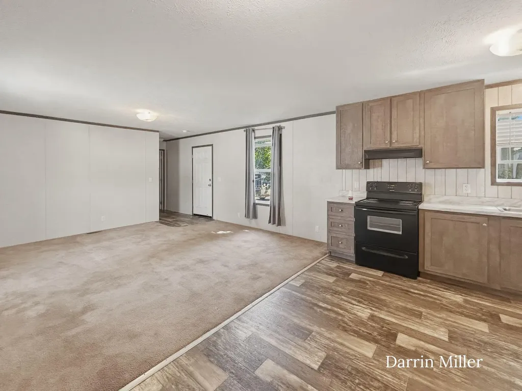 1281 E Pontaluna Road Norton Shores City MI 49456