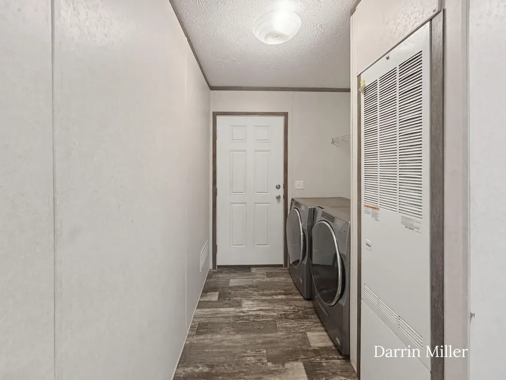 1281 E Pontaluna Road Norton Shores City MI 49456