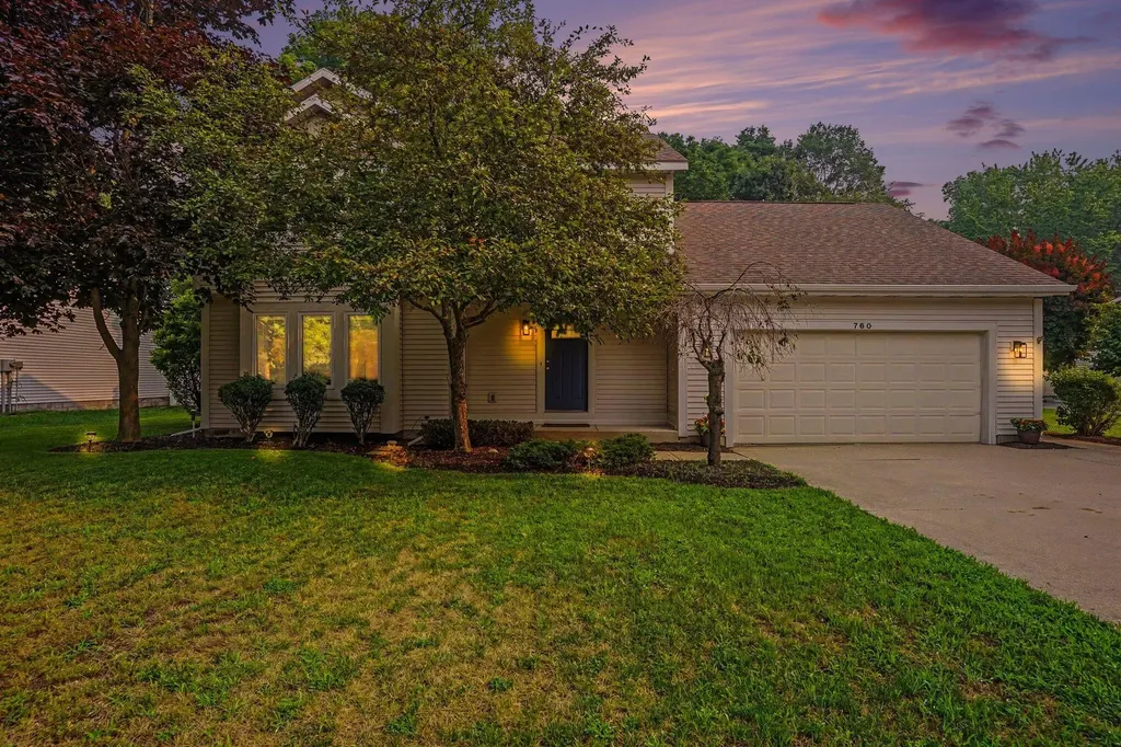 760 Brookridge Drive Norton Shores City MI 49441