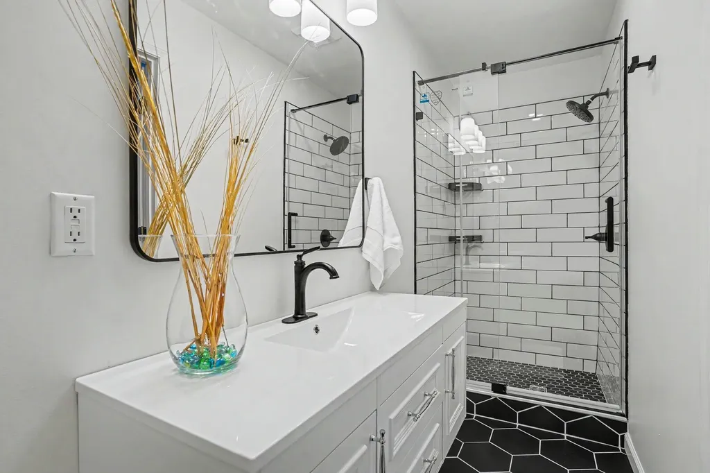 760 Brookridge Drive Norton Shores City MI 49441