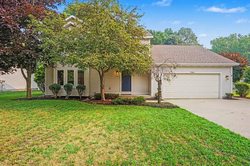 760 Brookridge Drive Norton Shores City MI 49441