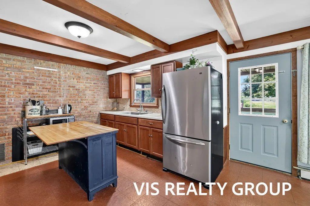 14911 Groenevelt Road Crockery Township MI 49456