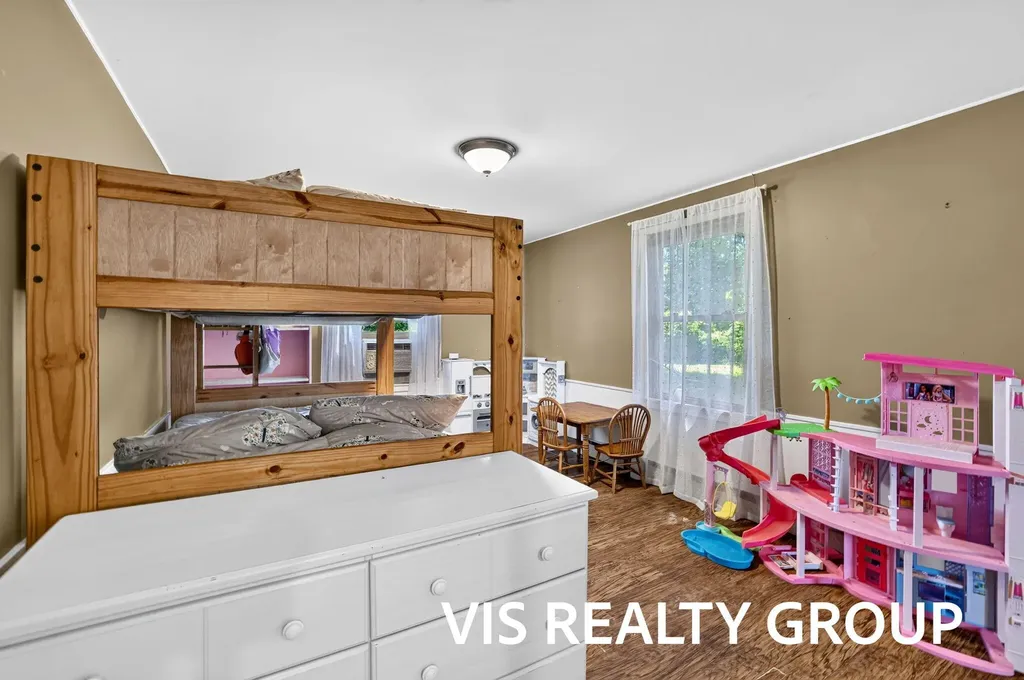 14911 Groenevelt Road Crockery Township MI 49456