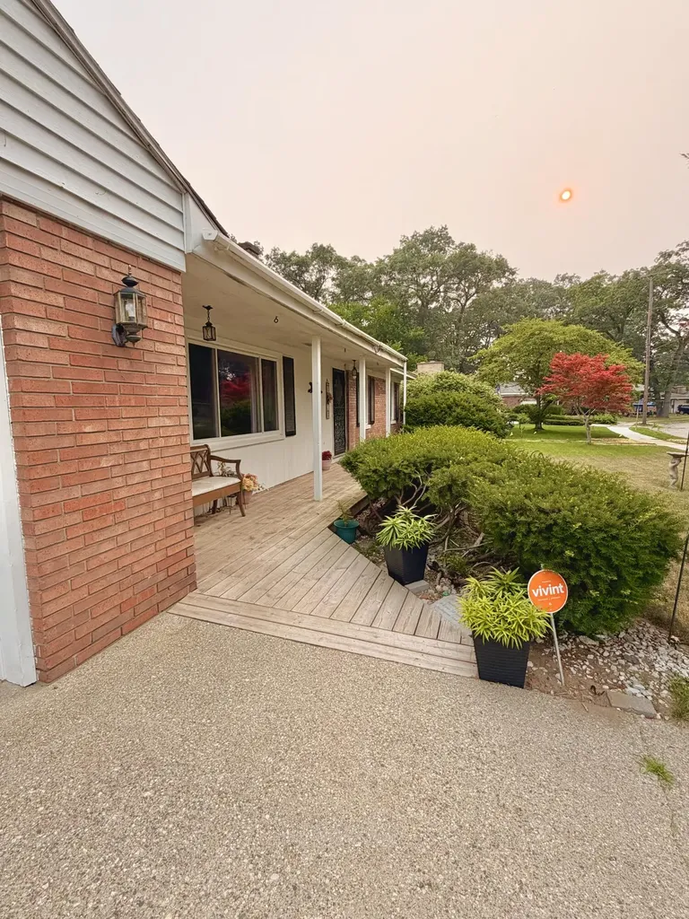 1499 Eastwood Drive Muskegon City MI 49442
