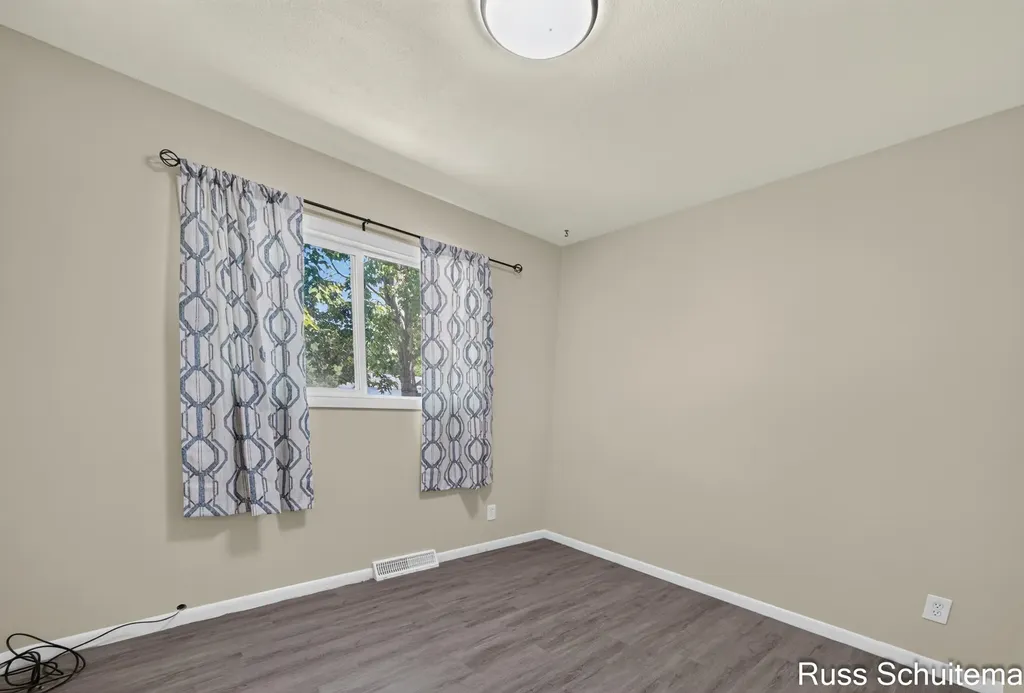 2179 Lincoln Park Drive Norton Shores City MI 49441
