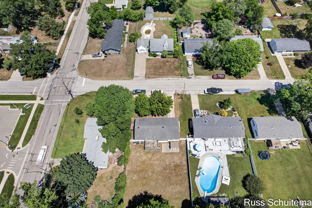 2179 Lincoln Park Drive Norton Shores City MI 49441