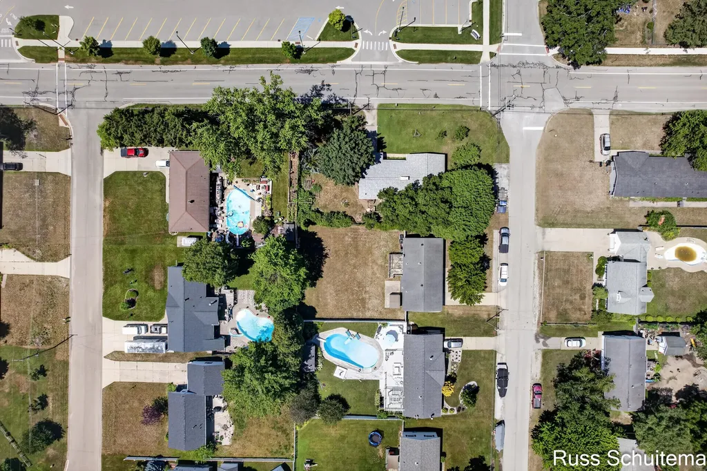 2179 Lincoln Park Drive Norton Shores City MI 49441