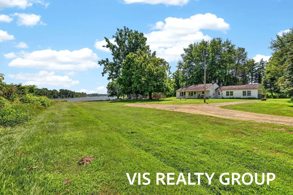 14911 Groenevelt Road Crockery Township MI 49456