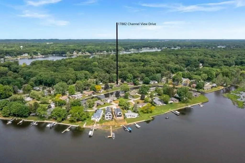 17882 Channel View Drive Spring Lake Township MI 49456