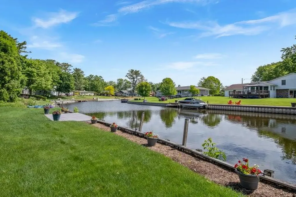 17882 Channel View Drive Spring Lake Township MI 49456