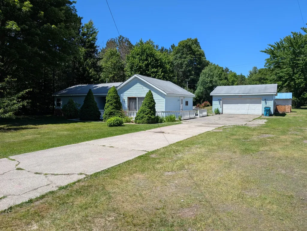 4460 W River Road Fruitland Township MI 49445