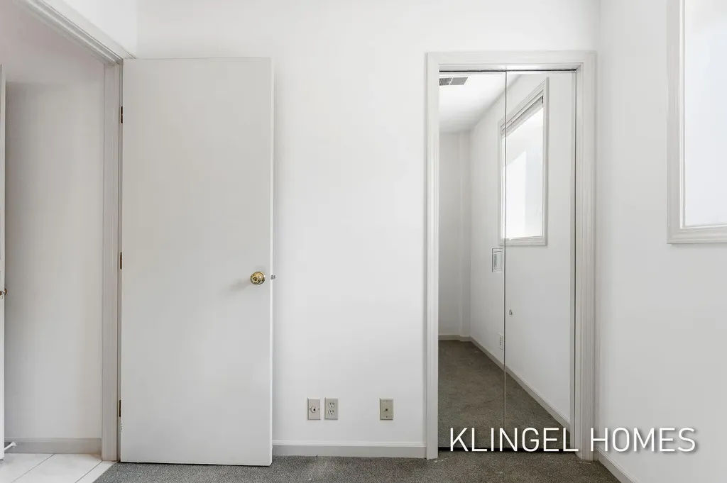204 N Harbor Avenue Grand Haven City MI 49417