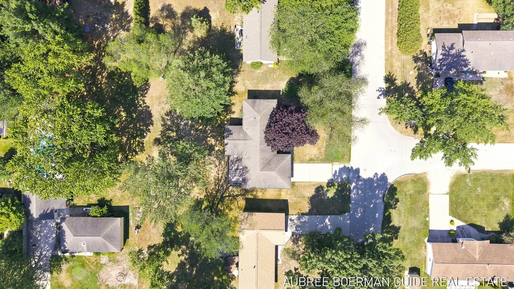 1431 Getz Road Norton Shores City MI 49441
